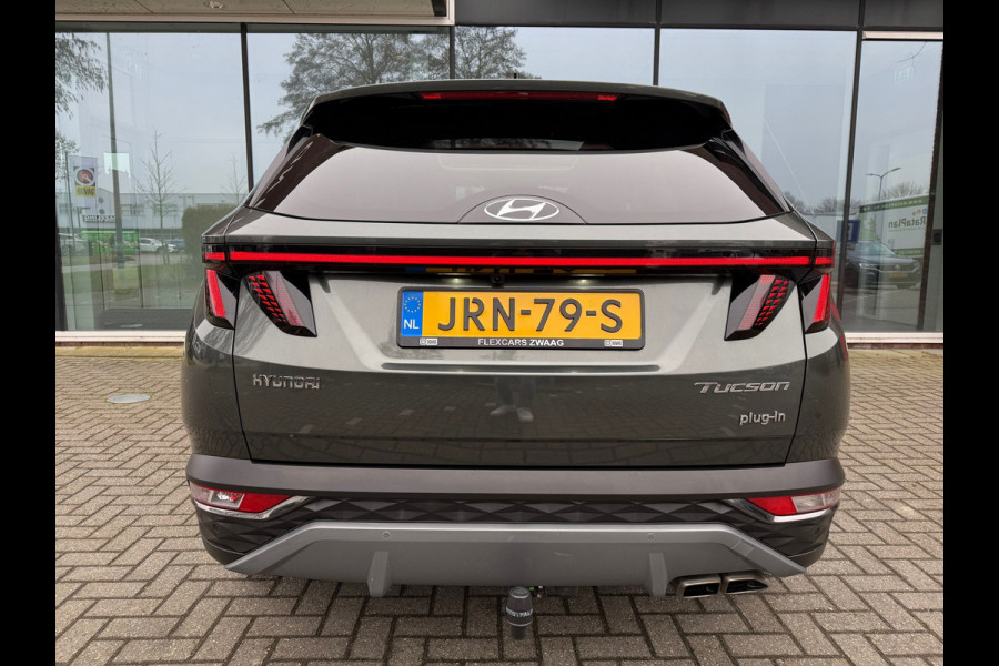 Hyundai Tucson 1.6 T-GDI PHEV Premium Sky 4WD - Automaat - Panoramadak- Leder - Navi