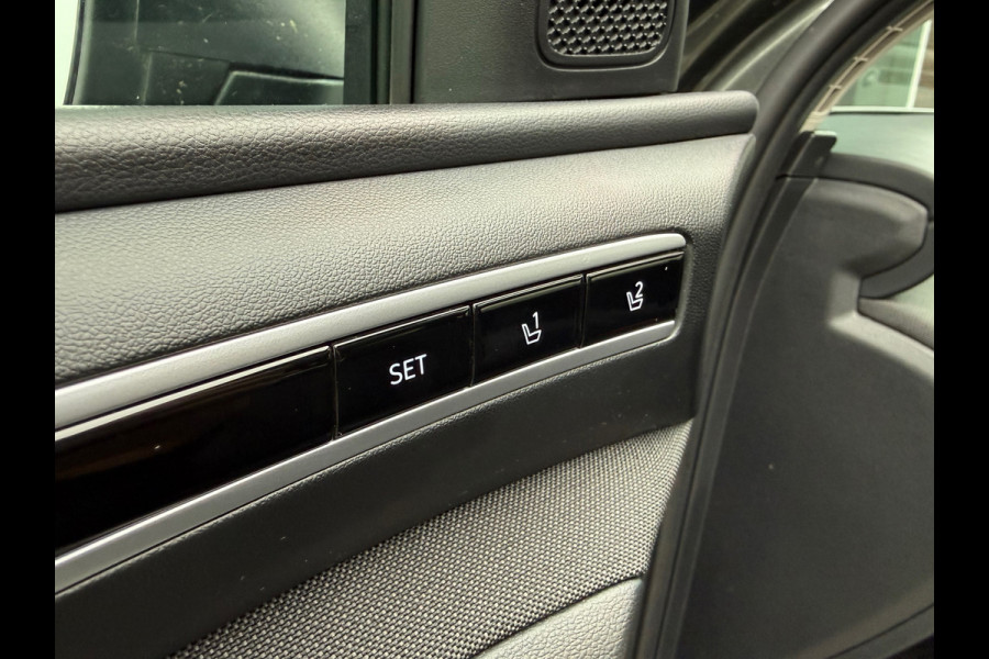 Hyundai Tucson 1.6 T-GDI PHEV Premium Sky 4WD - Automaat - Panoramadak- Leder - Navi