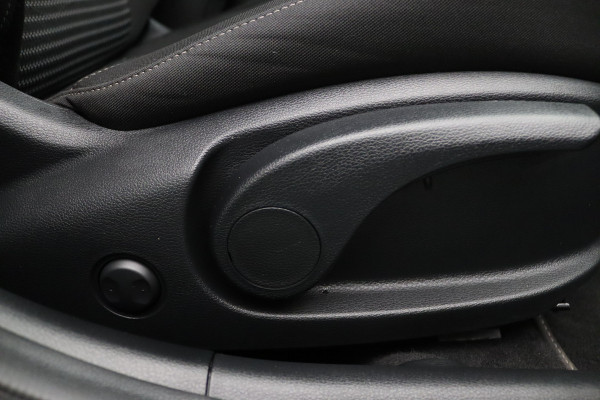 Kia Ceed Sportswagon 1.5 T-GDi DynamicLine 140pk Camera | Adapt. Cruise | Navi | Parkeersens. v+a | Afneembare Trekhaak