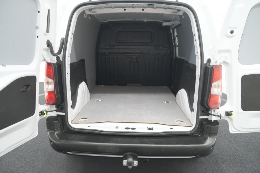 Peugeot Partner 1.5 BlueHDi 130 EAT8 S&S L1 | Trekhaak | Laadruimte-Pakket | Camera | Dodehoekdetectie