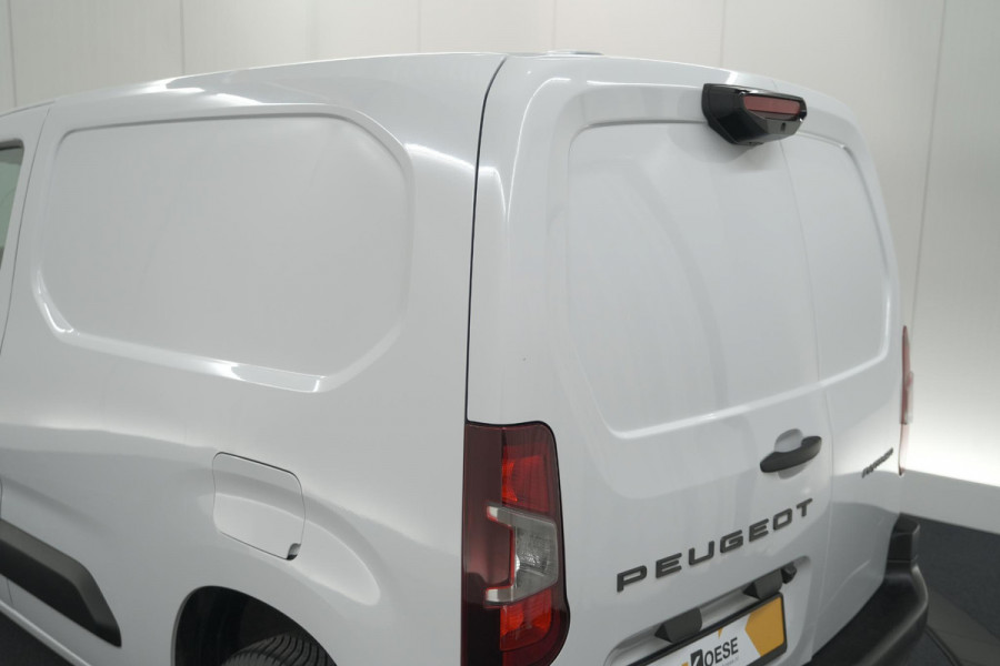 Peugeot Partner 1.5 BlueHDi 130 EAT8 S&S L1 | Trekhaak | Laadruimte-Pakket | Camera | Dodehoekdetectie