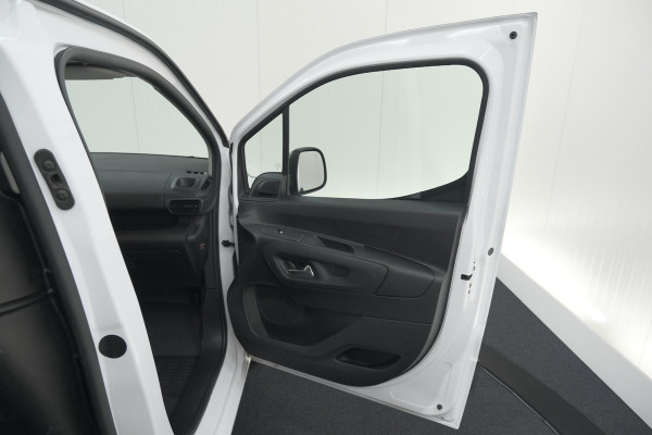 Peugeot Partner 1.5 BlueHDi 130 EAT8 S&S L1 | Trekhaak | Laadruimte-Pakket | Camera | Dodehoekdetectie