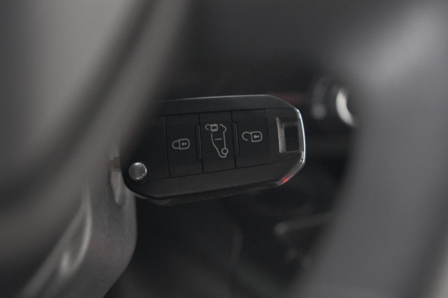 Peugeot Partner 1.5 BlueHDi 130 EAT8 S&S L1 | Trekhaak | Laadruimte-Pakket | Camera | Dodehoekdetectie