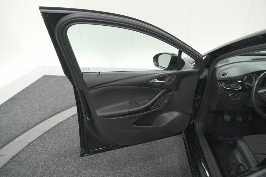 Opel Astra 1.2 Business Edition | Camera | Dodehoekdetectie | Allseason Banden | Apple Carplay