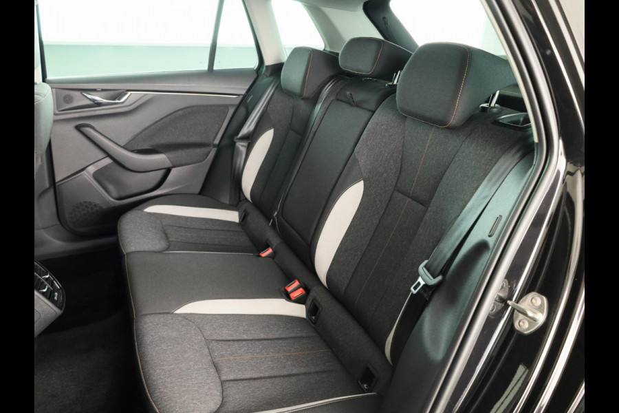 Škoda Kamiq 1.0 TSI Business Edition 115pk Automaat | Verlengde garantie | Navigatie | Verwarmbare voorstoelen | Adaptieve cruise controle