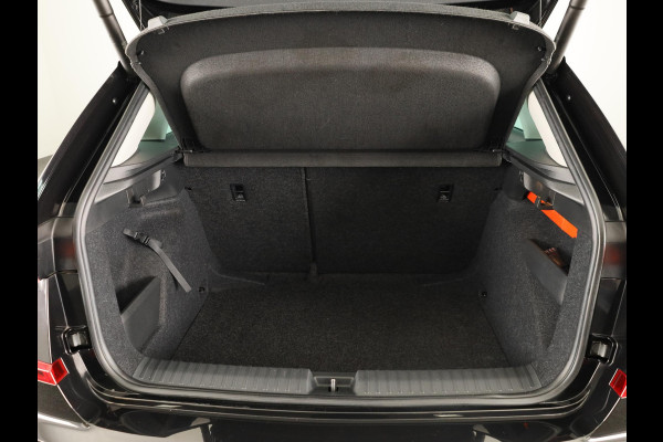 Škoda Kamiq 1.0 TSI Business Edition 115pk Automaat | Verlengde garantie | Navigatie | Verwarmbare voorstoelen | Adaptieve cruise controle