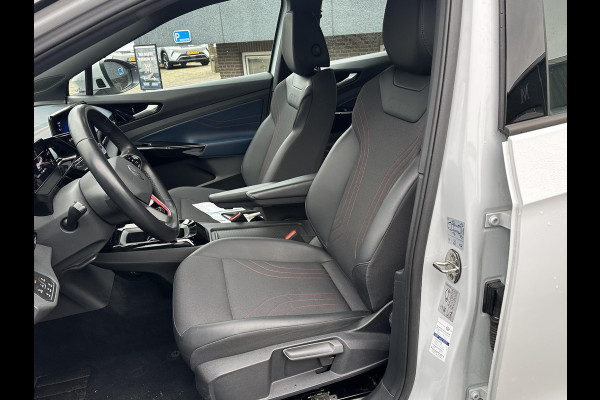 Volkswagen ID.4 GTX Advantage 4Motion 77 kWh 300PK | SOH 90% | WARMTEPOMP | 20 INCH | TREKHAK ELEKTRISCH UITKLAPBAAR | ACC CRUISE CONTROLE | STOEL + STUURWIELVERWARMING | MATRIX-LED-KOPLAMP (IQ.LIGHT) | RIJKLAAR GELEVERD MET 12 MND BOVAG GARANTIE