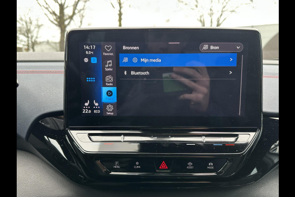 Volkswagen ID.4 GTX Advantage 4Motion 77 kWh 300PK | SOH 90% | WARMTEPOMP | 20 INCH | TREKHAK ELEKTRISCH UITKLAPBAAR | ACC CRUISE CONTROLE | STOEL + STUURWIELVERWARMING | MATRIX-LED-KOPLAMP (IQ.LIGHT) | RIJKLAAR GELEVERD MET 12 MND BOVAG GARANTIE