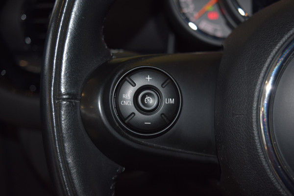 MINI Clubman 1.5 Cooper Pepper|17"|Carplay|Led|Sportstoel