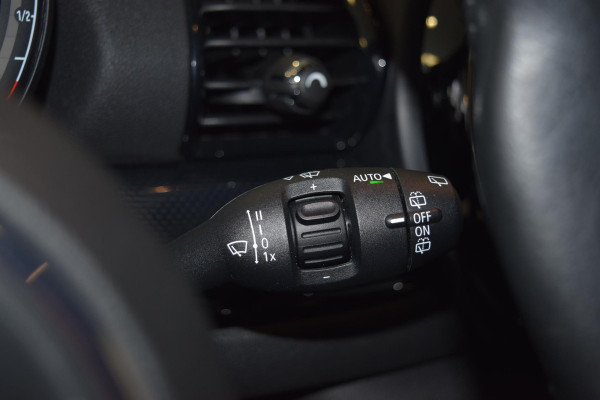 MINI Clubman 1.5 Cooper Pepper|17"|Carplay|Led|Sportstoel