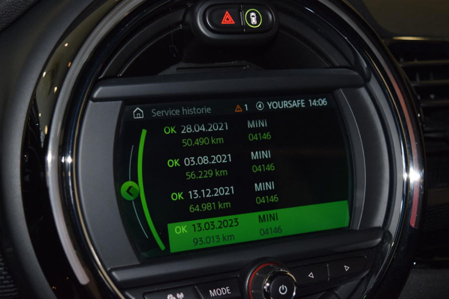 MINI Clubman 1.5 Cooper Pepper|17"|Carplay|Led|Sportstoel