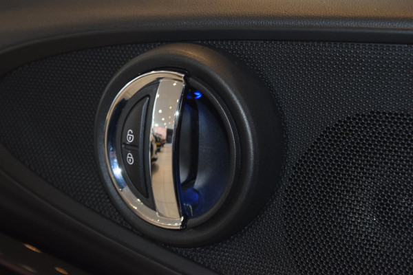 MINI Clubman 1.5 Cooper Pepper|17"|Carplay|Led|Sportstoel