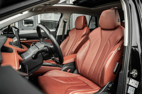 Škoda ENYAQ iV | SOH 91% | 80 | Pano | Trekhaak | Full leder | Stoel + stuurverw