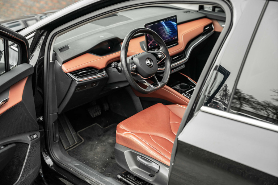 Škoda ENYAQ iV | SOH 91% | 80 | Pano | Trekhaak | Full leder | Stoel + stuurverw