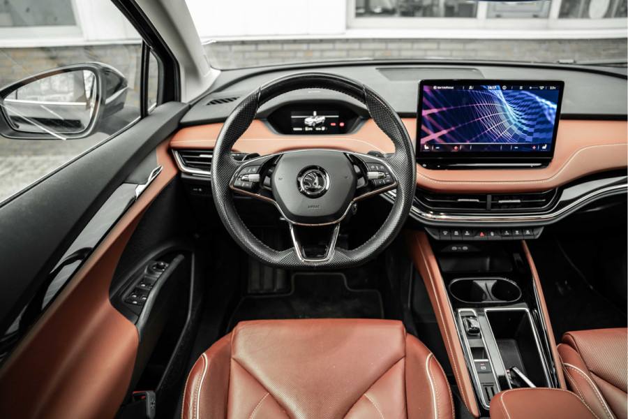 Škoda ENYAQ iV | SOH 91% | 80 | Pano | Trekhaak | Full leder | Stoel + stuurverw