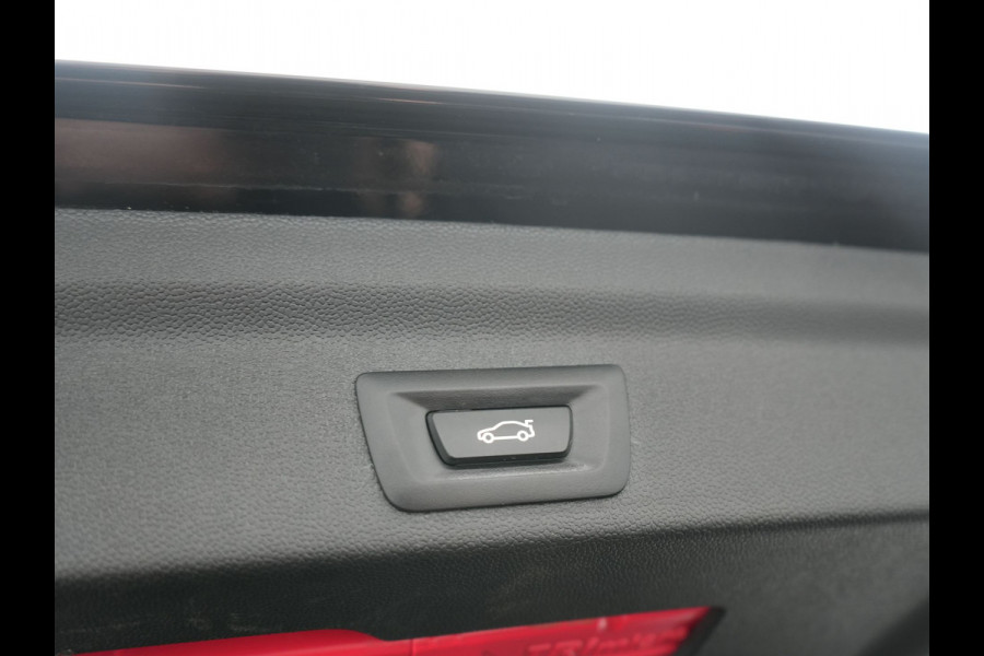 MINI Countryman 2.0 Cooper S E ALL4 Chili Plug in Hybrid 222pk PHEV | Panodak | Adaptive Cruise | Head-up Display | Carplay | LED | Lederen Sportstoelen |