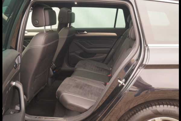 Volkswagen Passat Variant 1.5 TSI 150pk DSG R-Line Business Plus -PANO-