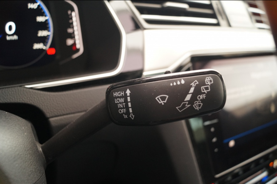 Volkswagen Passat Variant 1.5 TSI 150pk DSG R-Line Business Plus -PANO-