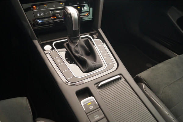 Volkswagen Passat Variant 1.5 TSI 150pk DSG R-Line Business Plus -PANO-