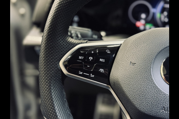 Volkswagen Golf 1.4 eHybrid GTE | Akrapoviç | Camera | Stoelverw.