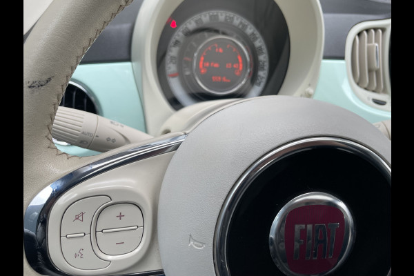 Fiat 500 0.9 TwinAir Turbo Collezione met schuif/kanteldak Airco - Cruise control - parkeersensor achter - Navigatie - Panoramadak - Schuif/kantel dak - Mistlampen voor - Licht metalen velgen 16 inch - Stuur multifunctioneel - Radio - Bluetooth - Sta