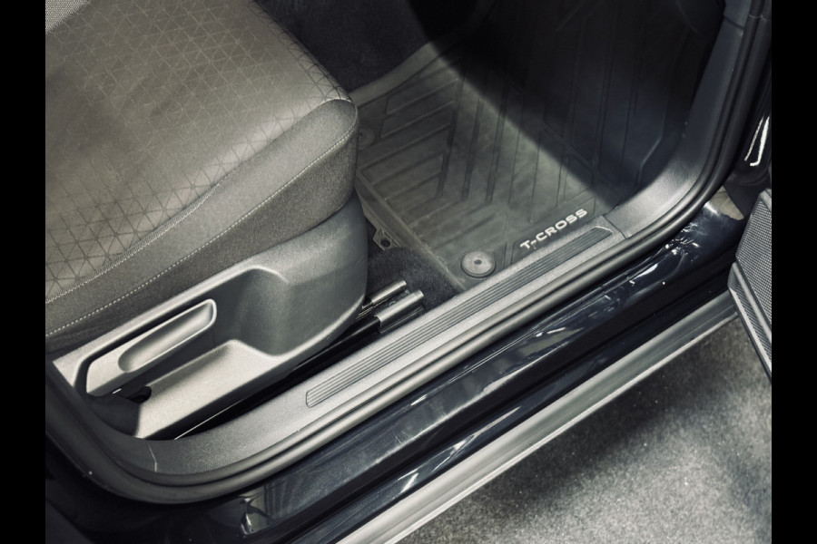 Volkswagen T-Cross 1.0 TSI Life DSG | Stoelverw. | Camera | CarPlay