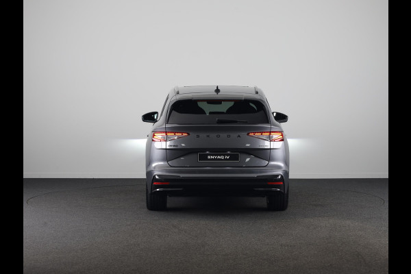 Škoda Enyaq 60 Sportline 204pk | Panoramadak | Light Band | Head up | Canton Sound | Elek. stoel | Adaptive Cruise | Blind spot