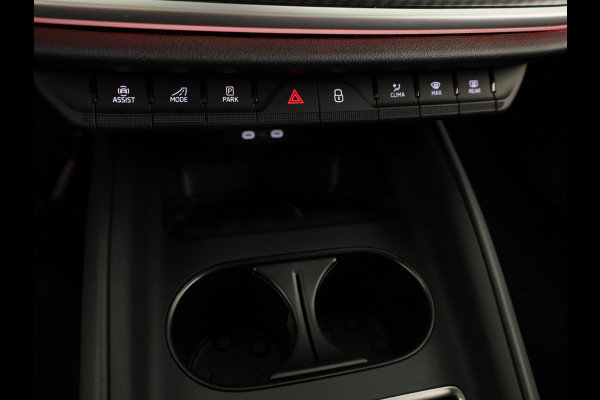 Škoda Enyaq 60 Sportline 204pk | Panoramadak | Light Band | Head up | Canton Sound | Elek. stoel | Adaptive Cruise | Blind spot