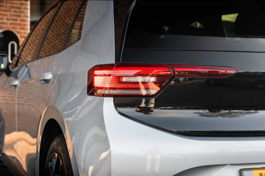 Volkswagen ID.3 Business 58 kWh PRO Adaptive Sfeer Camera Stoelverwarming LED 18''