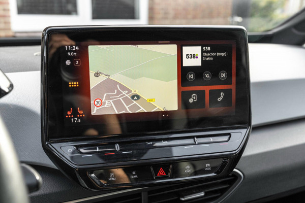 Volkswagen ID.3 Business 58 kWh PRO Adaptive Sfeer Camera Stoelverwarming LED 18''