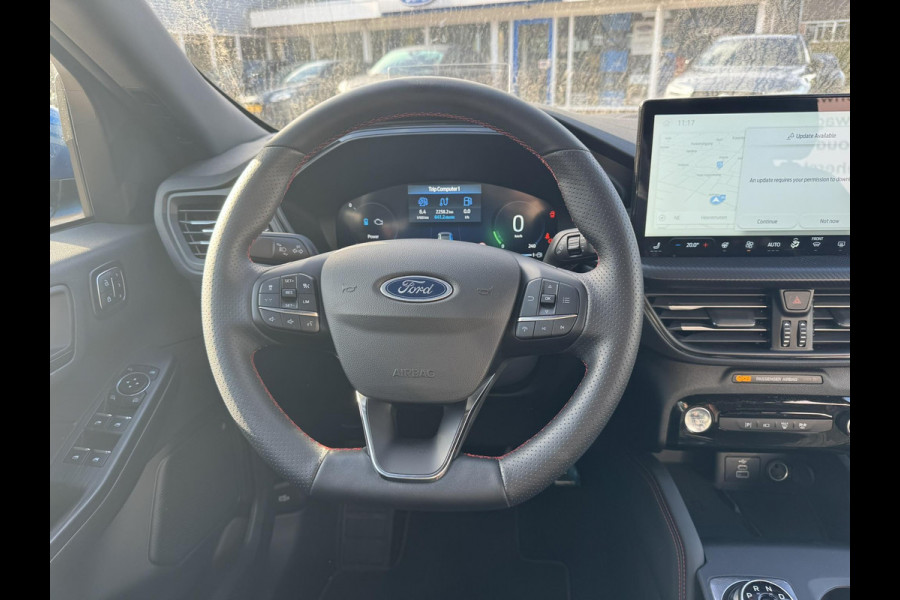 Ford Kuga 2.5 PHEV ST-Line X 243pk | Wegklapbare trekhaak | Panoramadak | Winter Pack | Head up Display | All season banden