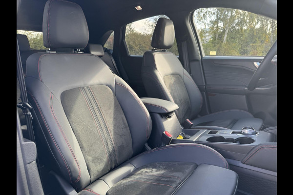 Ford Kuga 2.5 PHEV ST-Line X 243pk | Wegklapbare trekhaak | Panoramadak | Winter Pack | Head up Display | All season banden