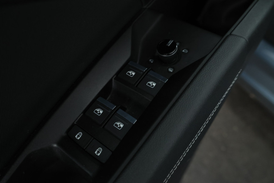Audi Q4 e-tron 40 S edition 77 kWh Leer, Virtual, Climate, Trekhaak,
