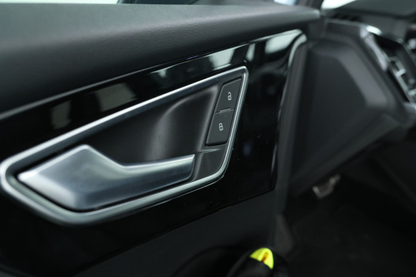 Audi Q4 e-tron 40 S edition 77 kWh Leer, Virtual, Climate, Trekhaak,