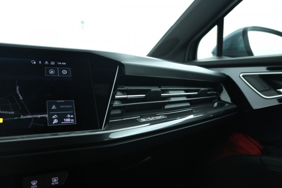 Audi Q4 e-tron 40 S edition 77 kWh Leer, Virtual, Climate, Trekhaak,