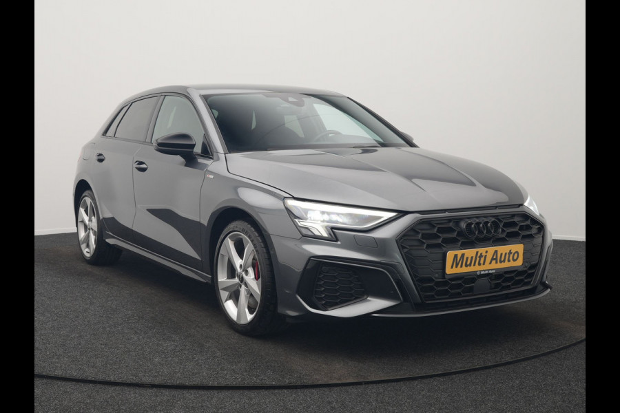 Audi A3 Sportback 45 TFSI e S edition Competition Plug In Hybrid 245pk Dealer O.H. PHEV | 2x S Line | Sportstoelen Massage | Adaptive Cruise | Bang & Olufsen | Matrix LED | 18"L.M | Sfeerverlichting | Apple Carplay | Virtual | Keyless | Blis | Navigatie | DAB |