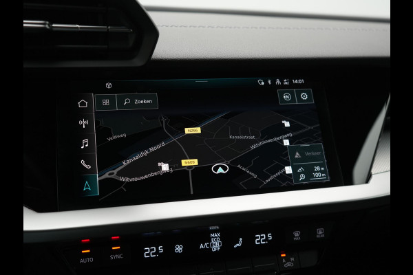 Audi A3 Sportback 45 TFSI e S edition Competition Plug In Hybrid 245pk Dealer O.H. PHEV | 2x S Line | Sportstoelen Massage | Adaptive Cruise | Bang & Olufsen | Matrix LED | 18"L.M | Sfeerverlichting | Apple Carplay | Virtual | Keyless | Blis | Navigatie | DAB |