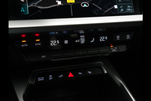 Audi A3 Sportback 45 TFSI e S edition Competition Plug In Hybrid 245pk Dealer O.H. PHEV | 2x S Line | Sportstoelen Massage | Adaptive Cruise | Bang & Olufsen | Matrix LED | 18"L.M | Sfeerverlichting | Apple Carplay | Virtual | Keyless | Blis | Navigatie | DAB |