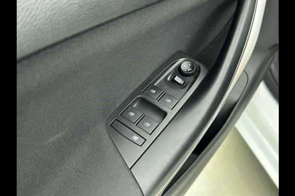 Opel Astra Sports Tourer 1.2 Edition Airco ECC AGR Comfortstoel PDC VA+ Camera Navi Carplay Full LED Cruise Control Blind Spot APK 08-2027!