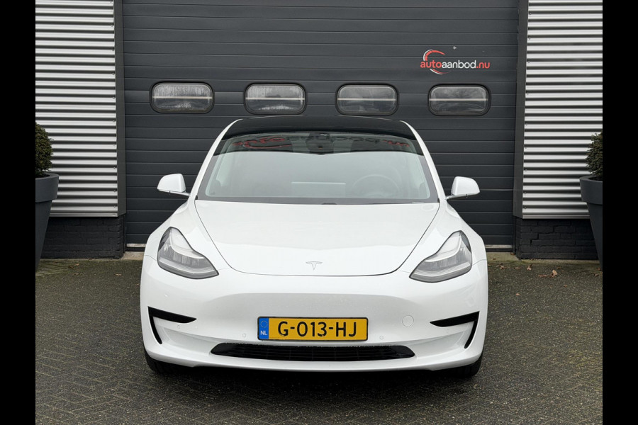 Tesla Model 3 Standard RWD Plus 60 kWh | Autopilot | Panoramadak | Camera | Lederen Bekleding |
