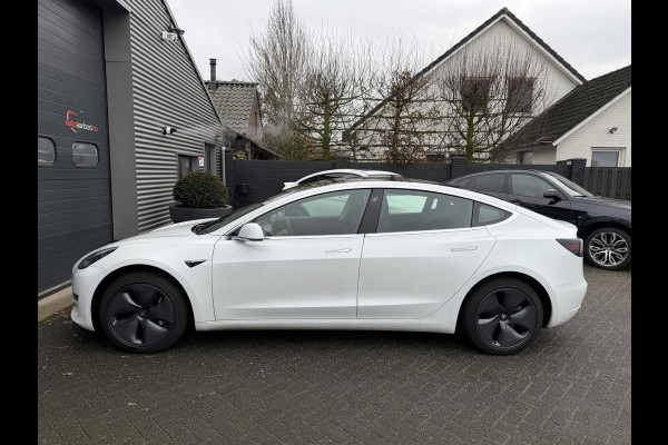 Tesla Model 3 Standard RWD Plus 60 kWh | Autopilot | Panoramadak | Camera | Lederen Bekleding |