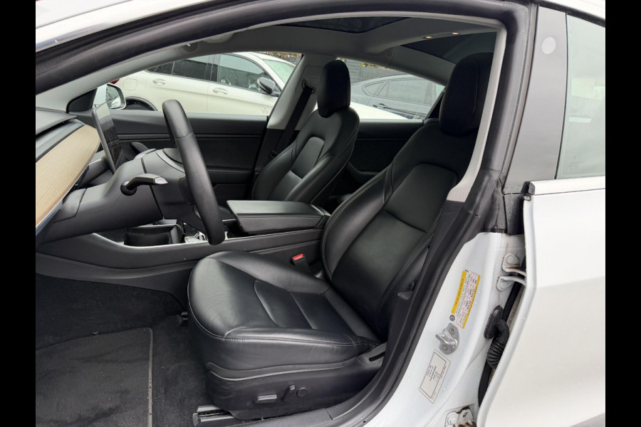 Tesla Model 3 Standard RWD Plus 60 kWh | Autopilot | Panoramadak | Camera | Lederen Bekleding |