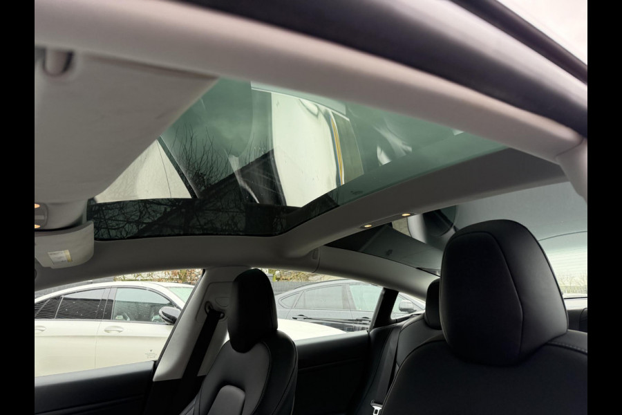 Tesla Model 3 Standard RWD Plus 60 kWh | Autopilot | Panoramadak | Camera | Lederen Bekleding |