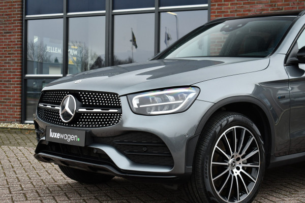 Mercedes-Benz GLC 300e 4MATIC AMG Pano Burm Night 20inch Memory Widescreen