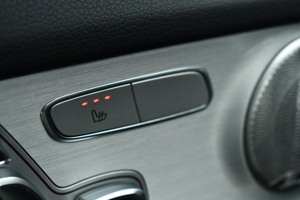 Mercedes-Benz GLC 300e 4MATIC AMG Pano Burm Night 20inch Memory Widescreen