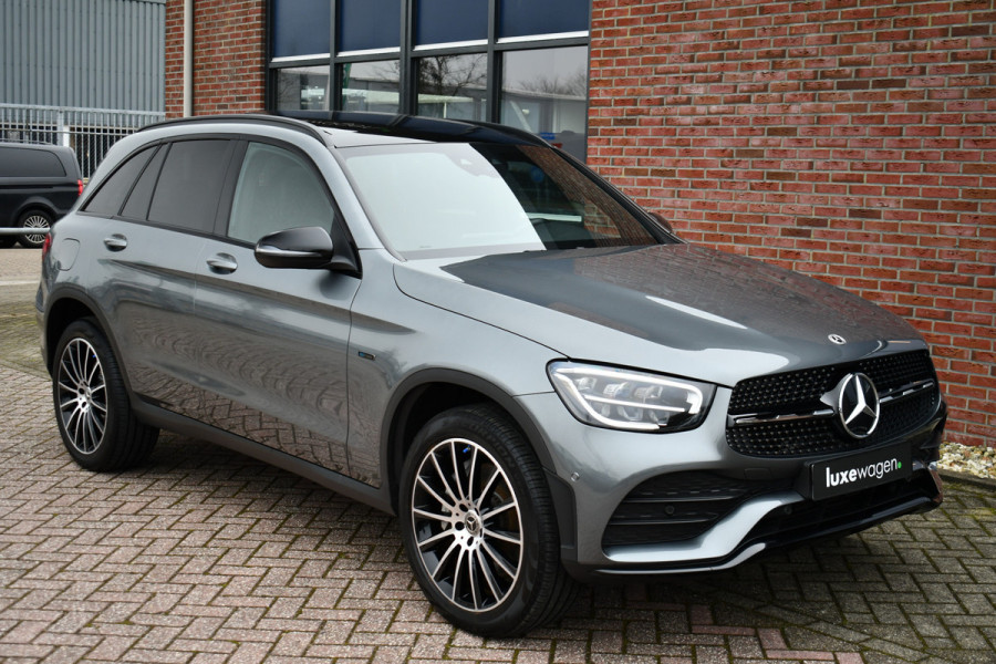 Mercedes-Benz GLC 300e 4MATIC AMG Pano Burm Night 20inch Memory Widescreen