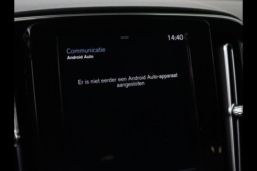 Volvo XC40 1.5 T4 Plug-in hybrid R Design | Leder/Alcantara | Carplay | Navigatie | Parkeerverwarming | Keyless | Cruise control | Parkeerhulp | Climate control | Full LED | PHEV