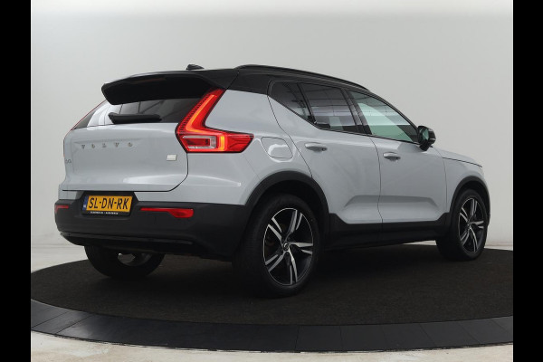 Volvo XC40 1.5 T4 Plug-in hybrid R Design | Leder/Alcantara | Carplay | Navigatie | Parkeerverwarming | Keyless | Cruise control | Parkeerhulp | Climate control | Full LED | PHEV