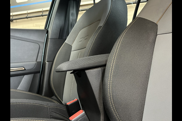Dacia SANDERO Stepway 1.0 TCe 110 Extreme Navi | Camera | Dode hoek | Carplay | Stoelverwarming | 100% Dacia Dealer onderhouden
