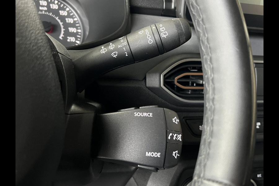 Dacia SANDERO Stepway 1.0 TCe 110 Extreme Navi | Camera | Dode hoek | Carplay | Stoelverwarming | 100% Dacia Dealer onderhouden